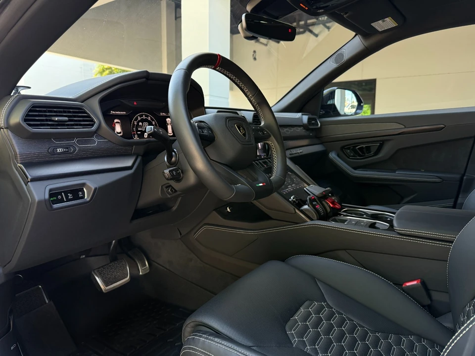 2024 Lamborghini Urus S - Image 30 of 31