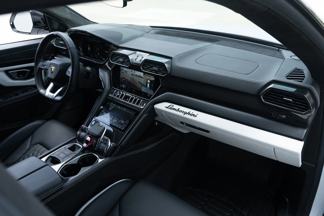 2024 Lamborghini Urus S - Image 16 of 21