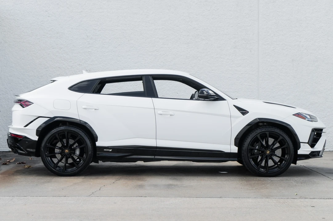 2024 Lamborghini Urus S - Image 3 of 21