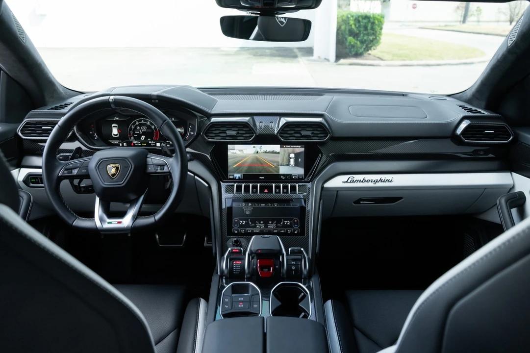 2024 Lamborghini Urus S - Image 10 of 21