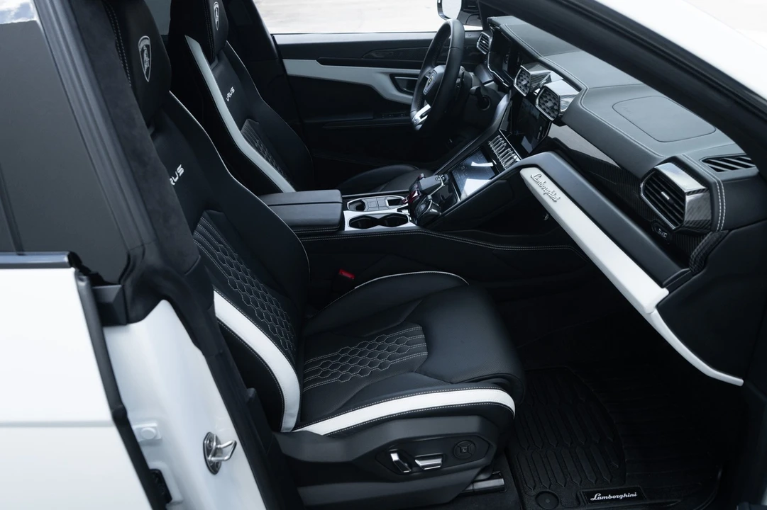 2024 Lamborghini Urus S - Image 17 of 21