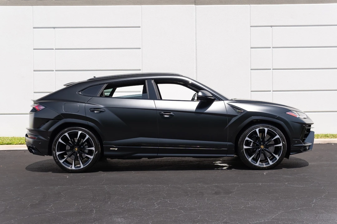 2024 Lamborghini Urus S - Image 9 of 31
