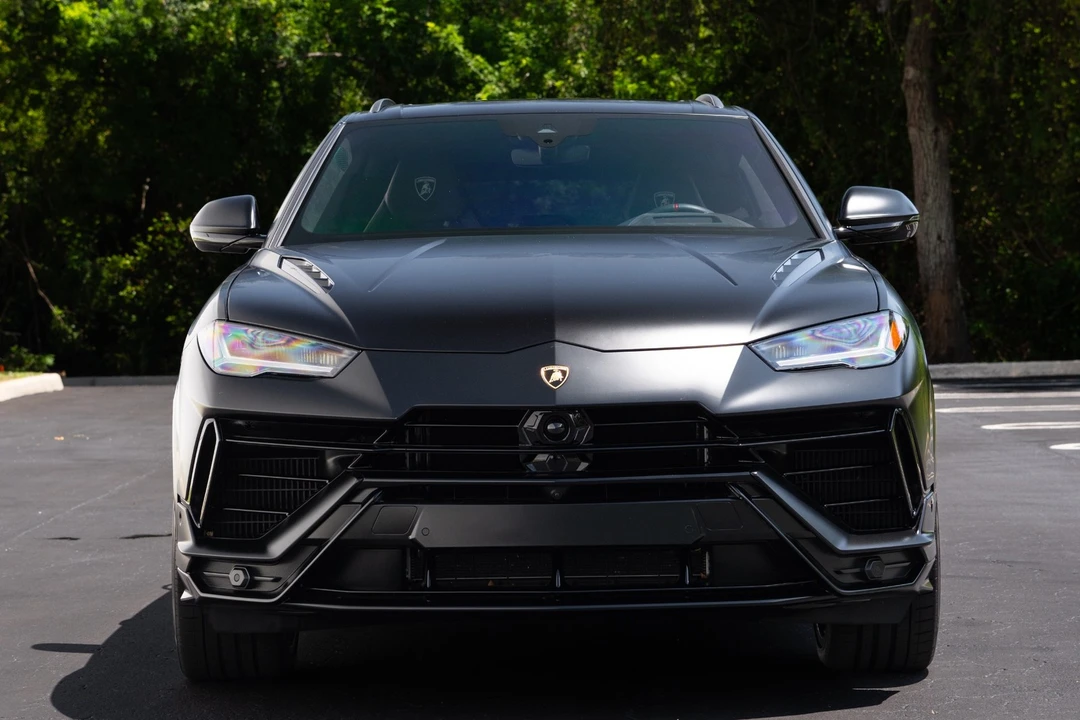 2024 Lamborghini Urus S - Image 2 of 31