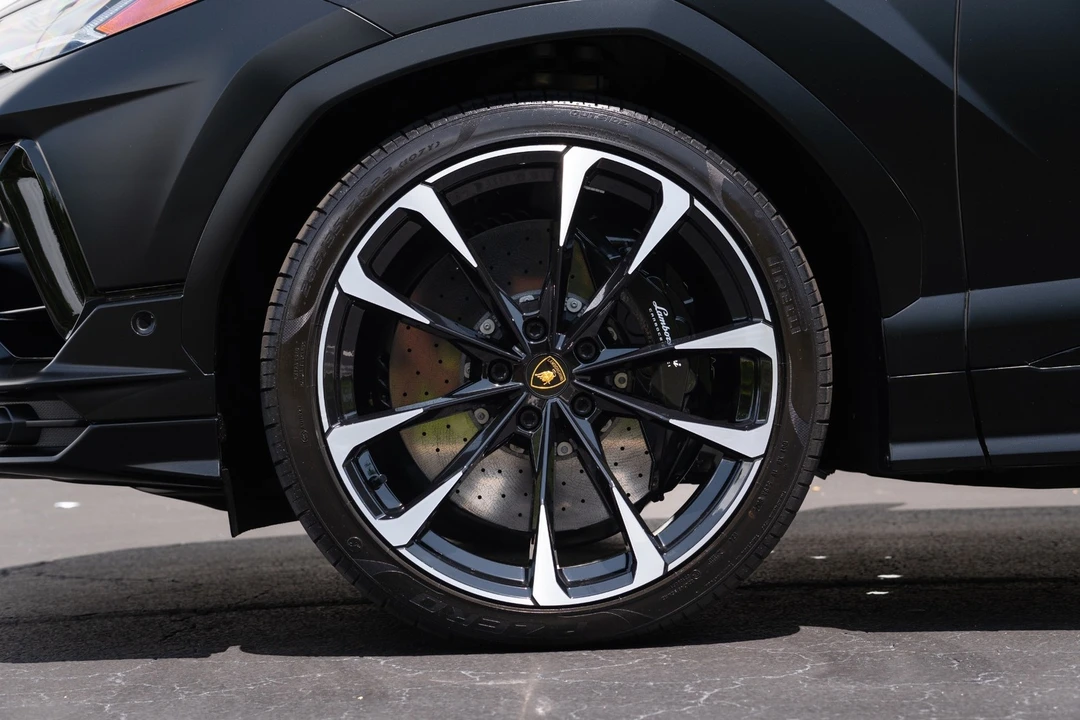 2024 Lamborghini Urus S - Image 25 of 31