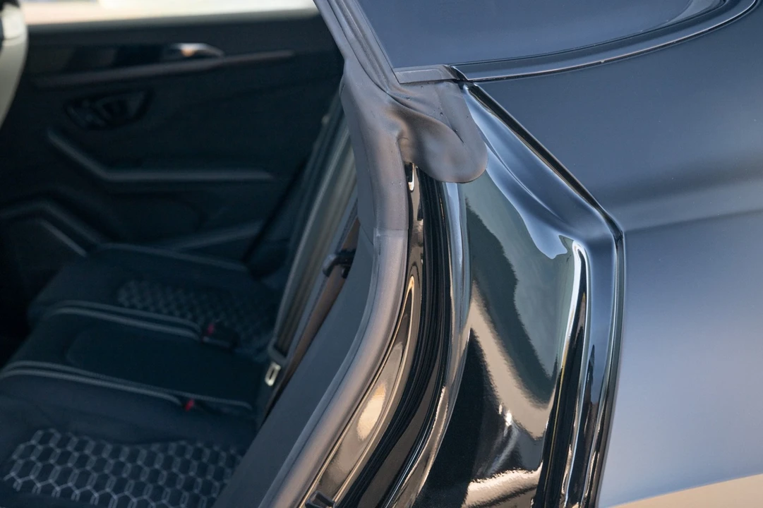 2024 Lamborghini - Image 22 of 31