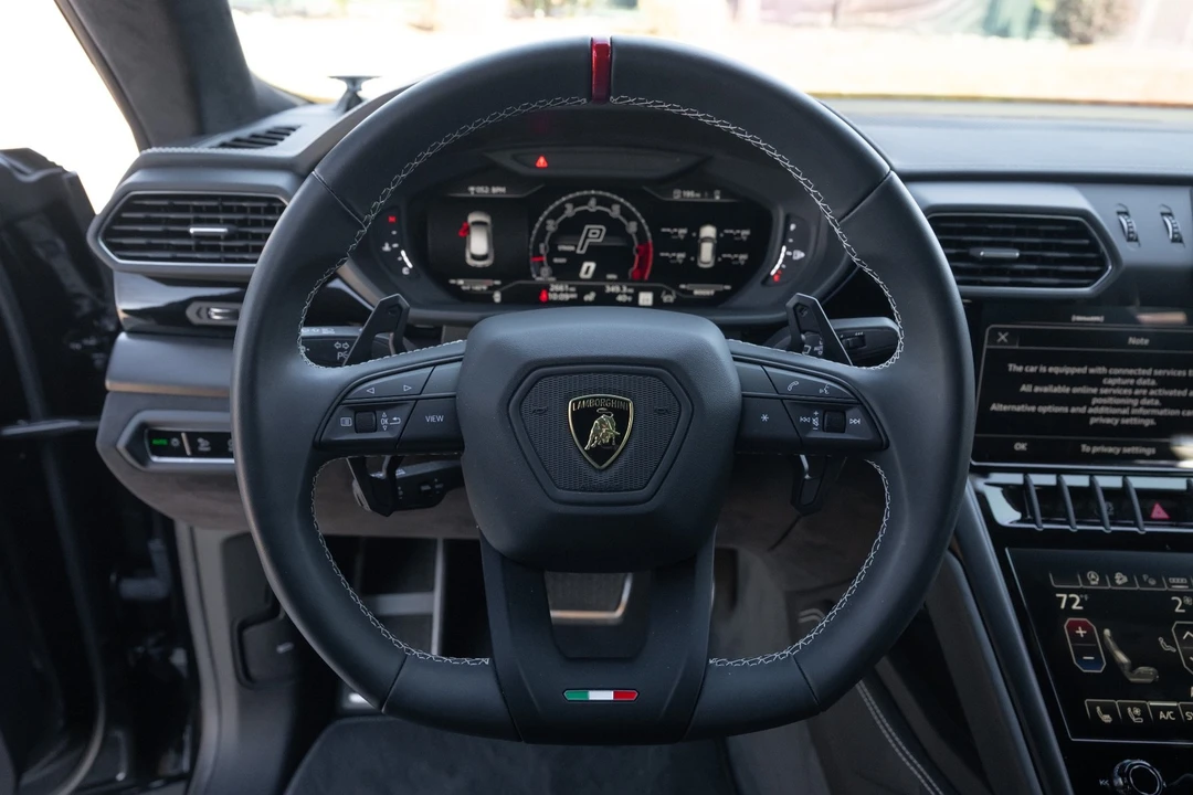 2024 Lamborghini - Image 26 of 31