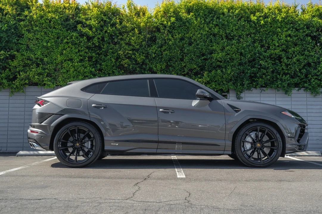 2024 Lamborghini Urus S - Image 9 of 21