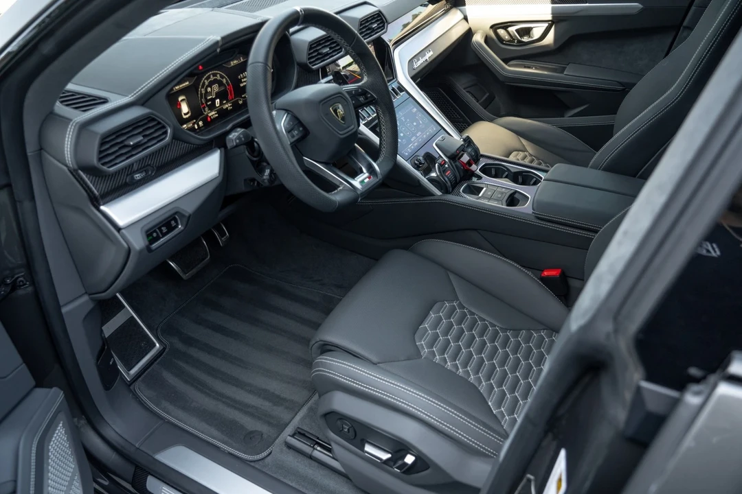 2024 Lamborghini Urus S - Image 5 of 21