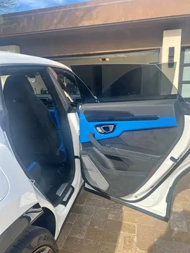 2024 Lamborghini Urus SE Style