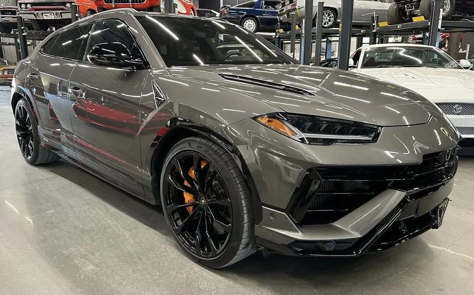2024 Lamborghini Urus SE - Image 5 of 7