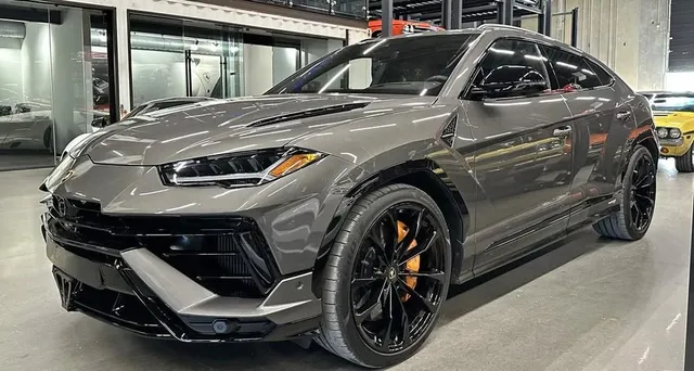 2024 Lamborghini Urus
