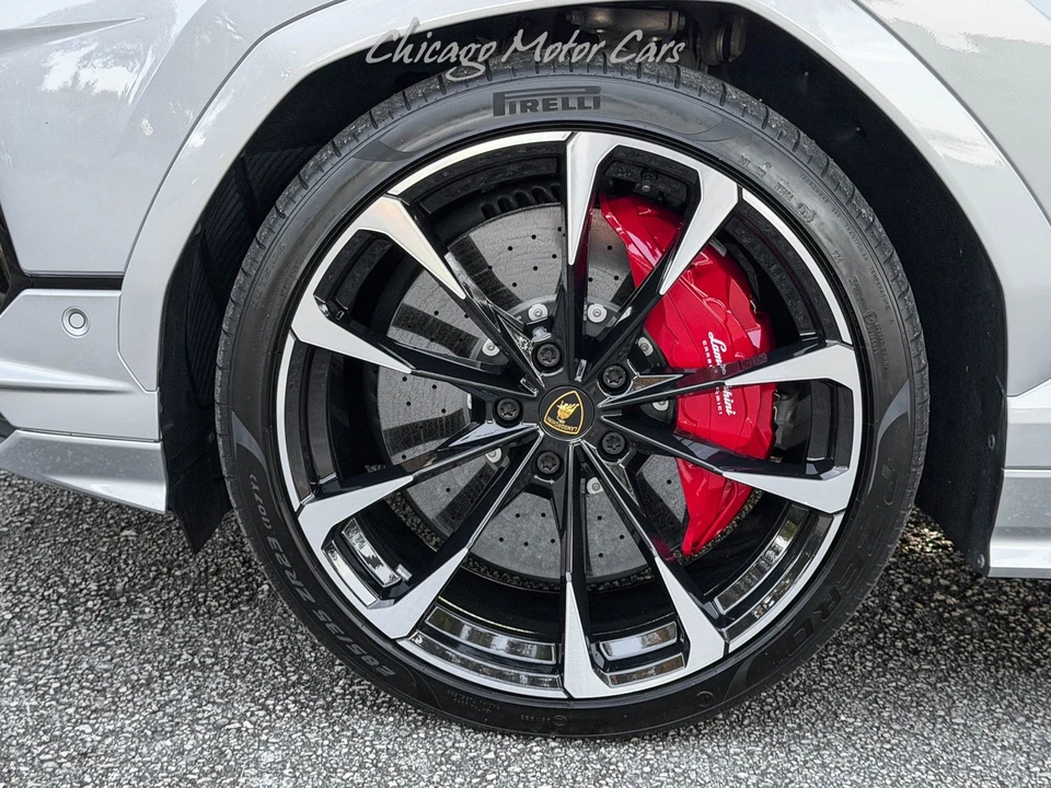 2024 Lamborghini Urus - Image 11 of 21