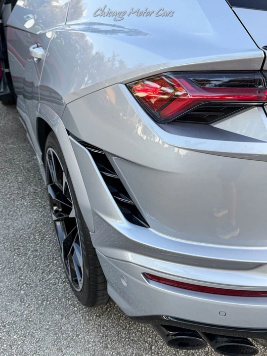 2024 Lamborghini Urus - Image 5 of 21