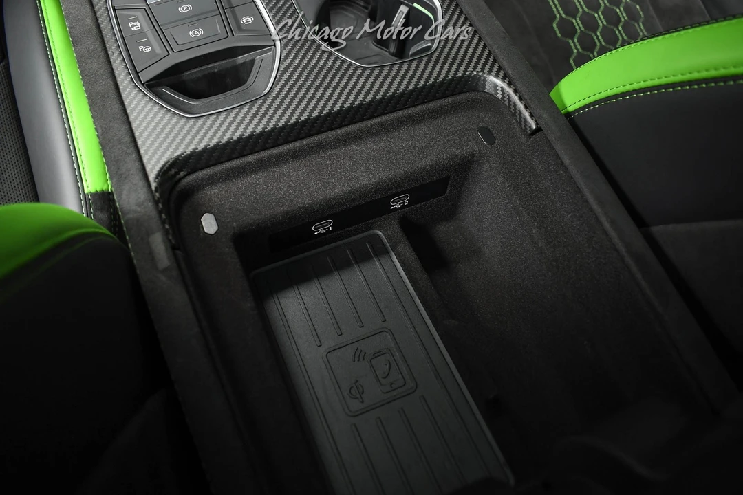 2024 Lamborghini Urus SE - Image 19 of 31
