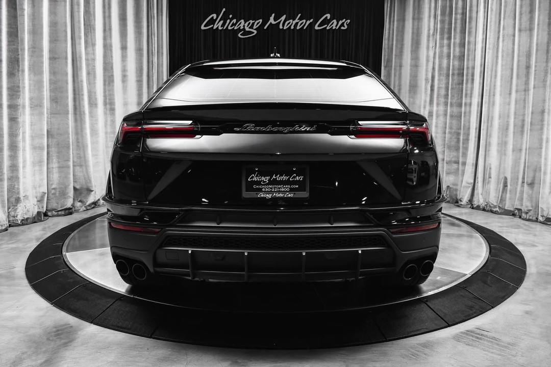 2024 Lamborghini Urus - Image 4 of 31