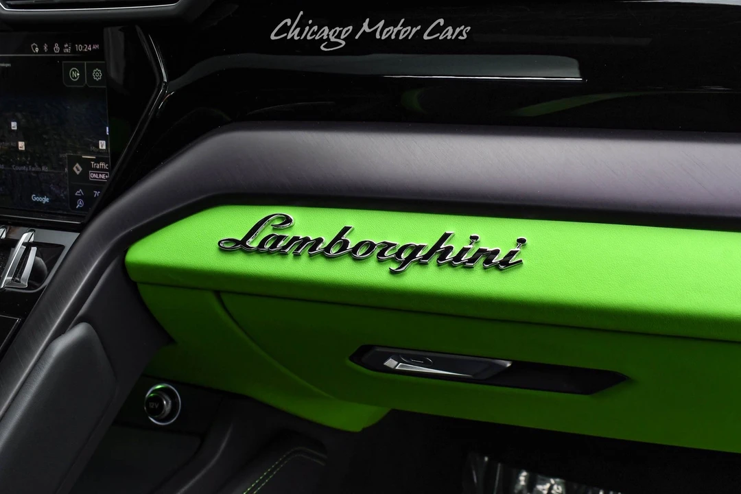 2024 Lamborghini Urus - Image 25 of 31