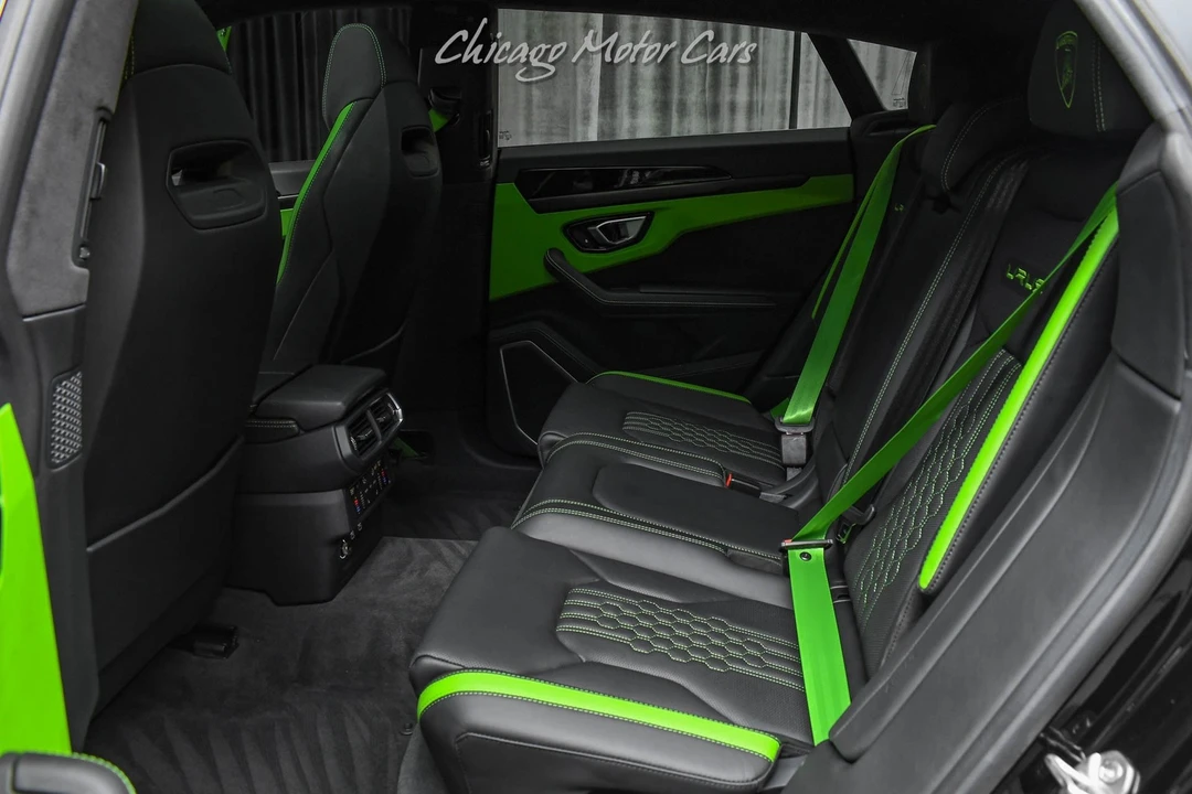 2024 Lamborghini Urus - Image 28 of 31
