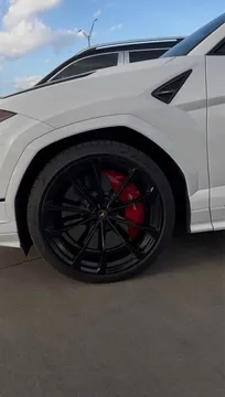2024 Lamborghini Urus S Sport Utility 4D