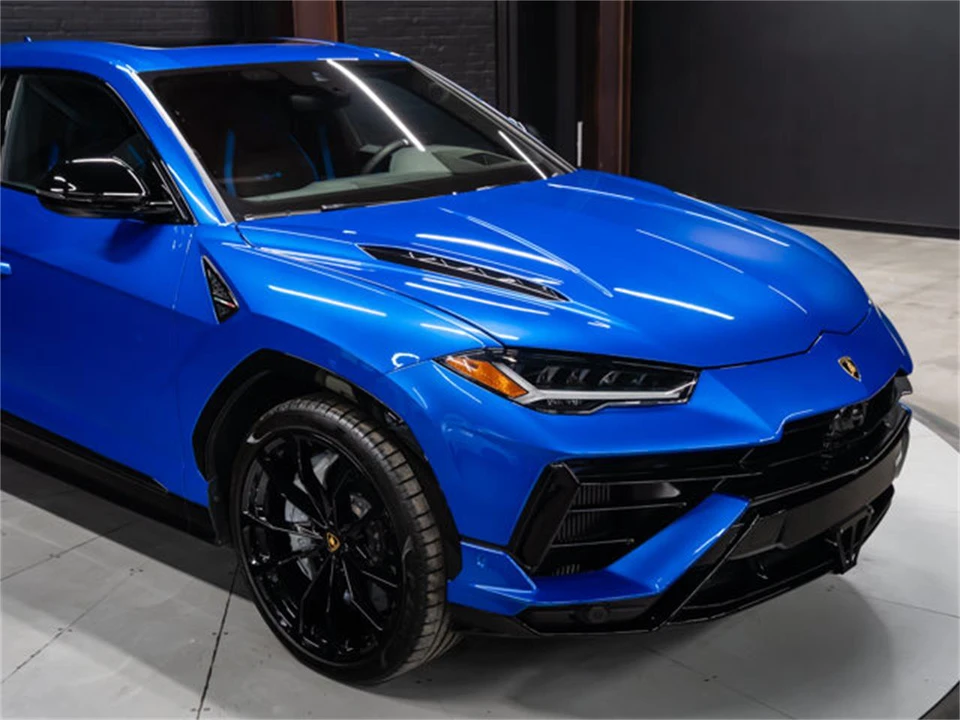 2024 Lamborghini Urus SE - Image 28 of 31