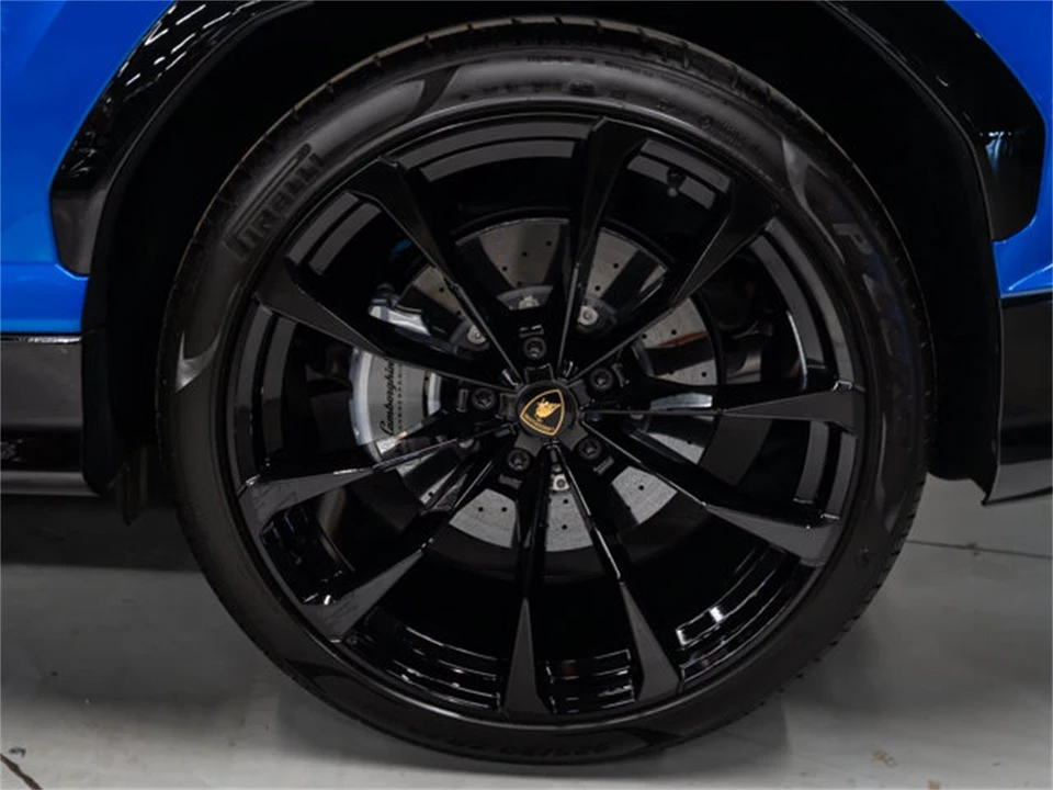 2024 Lamborghini Urus SE - Image 19 of 31