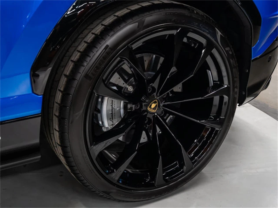 2024 Lamborghini Urus SE - Image 20 of 31