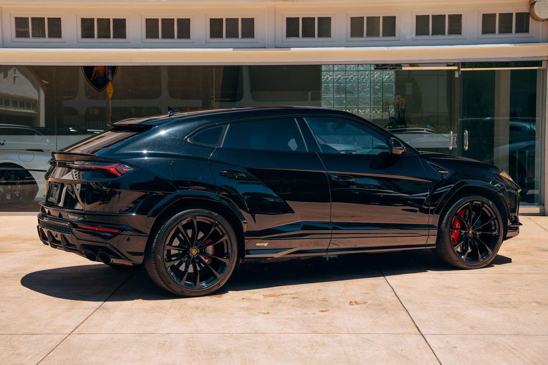 2024 Lamborghini Urus SE - Image 3 of 31