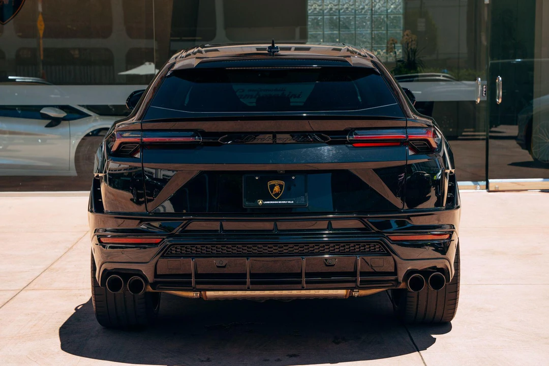 2024 Lamborghini Urus SE - Image 4 of 31