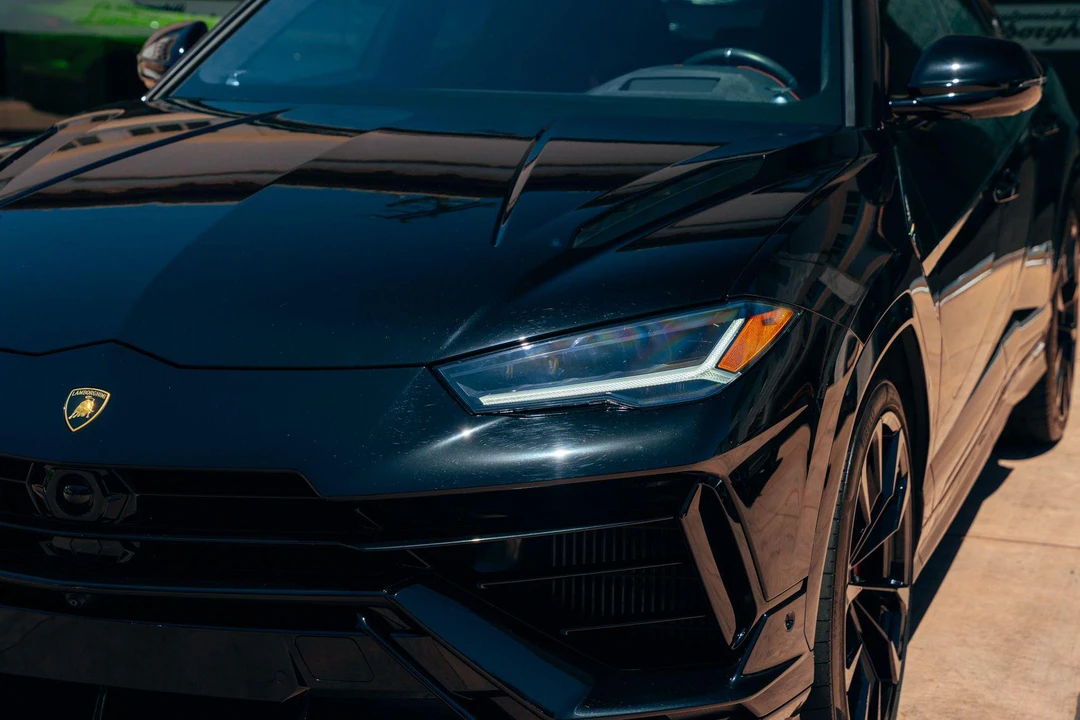 2024 Lamborghini Urus SE - Image 11 of 31