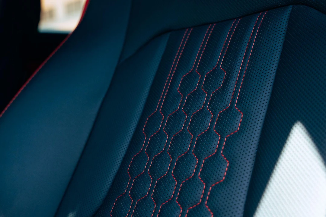 2024 Lamborghini Urus SE - Image 13 of 31