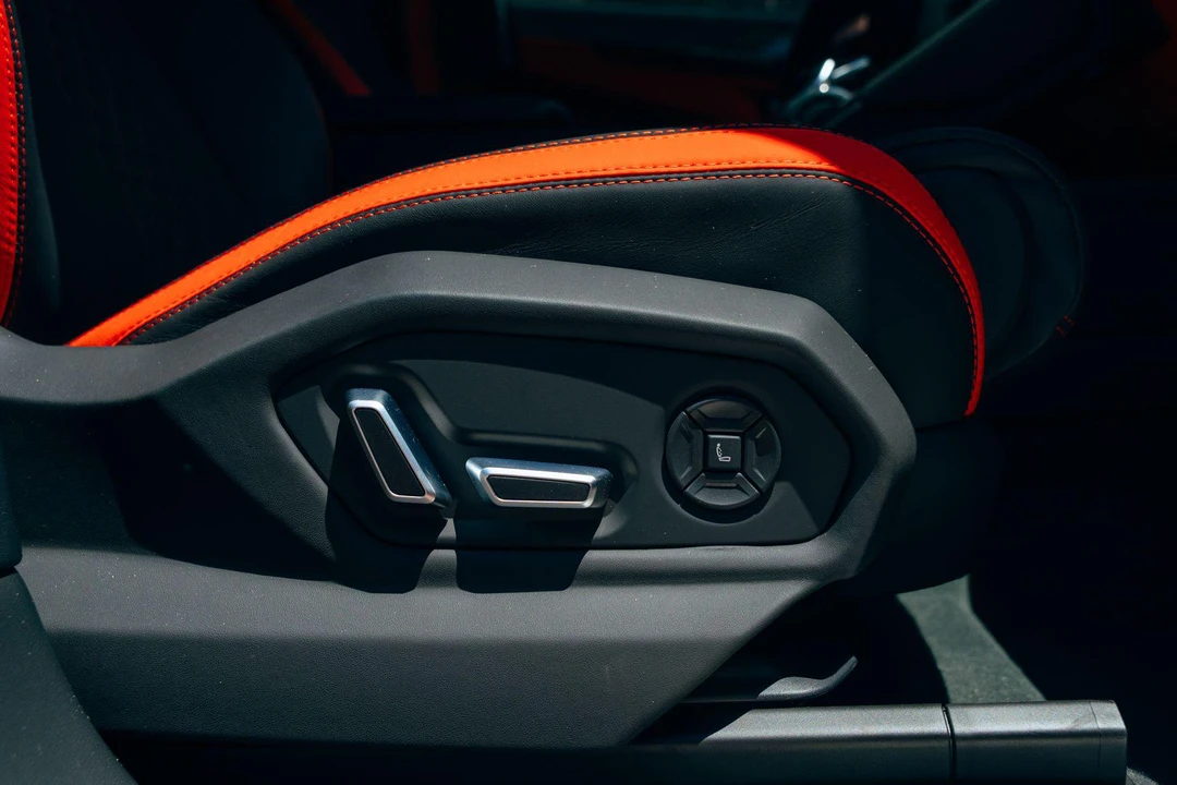 2024 Lamborghini Urus SE - Image 21 of 31