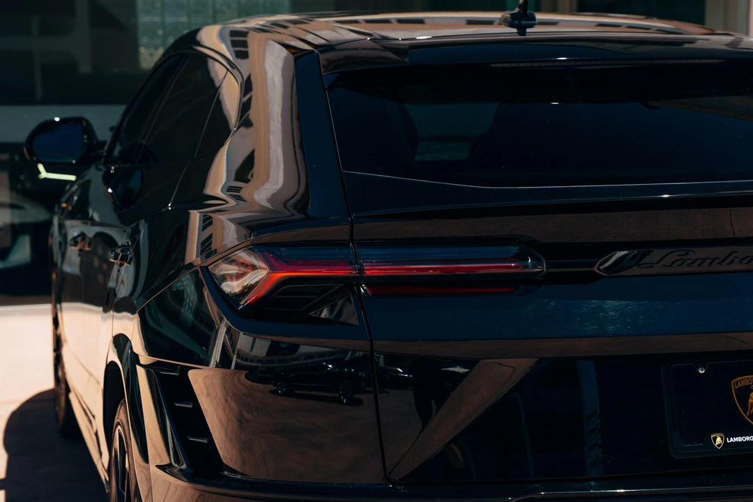 2024 Lamborghini Urus SE - Image 26 of 31