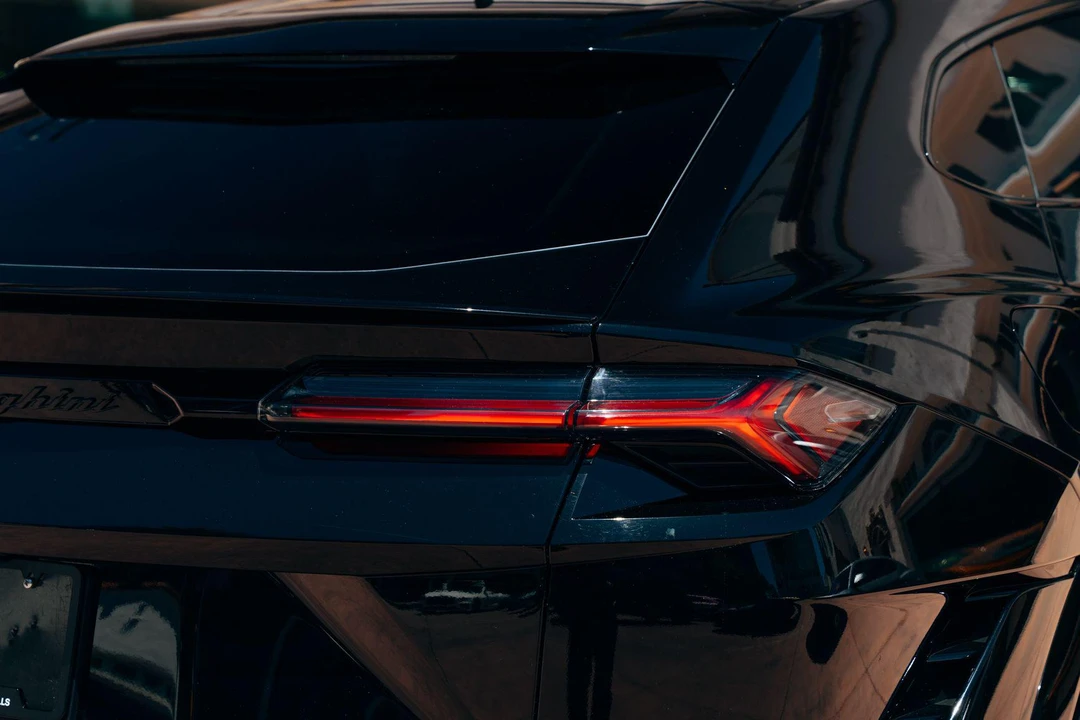 2024 Lamborghini Urus SE - Image 27 of 31