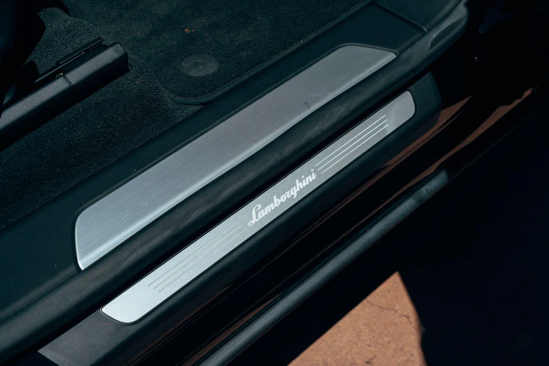 2024 Lamborghini Urus SE - Image 31 of 31