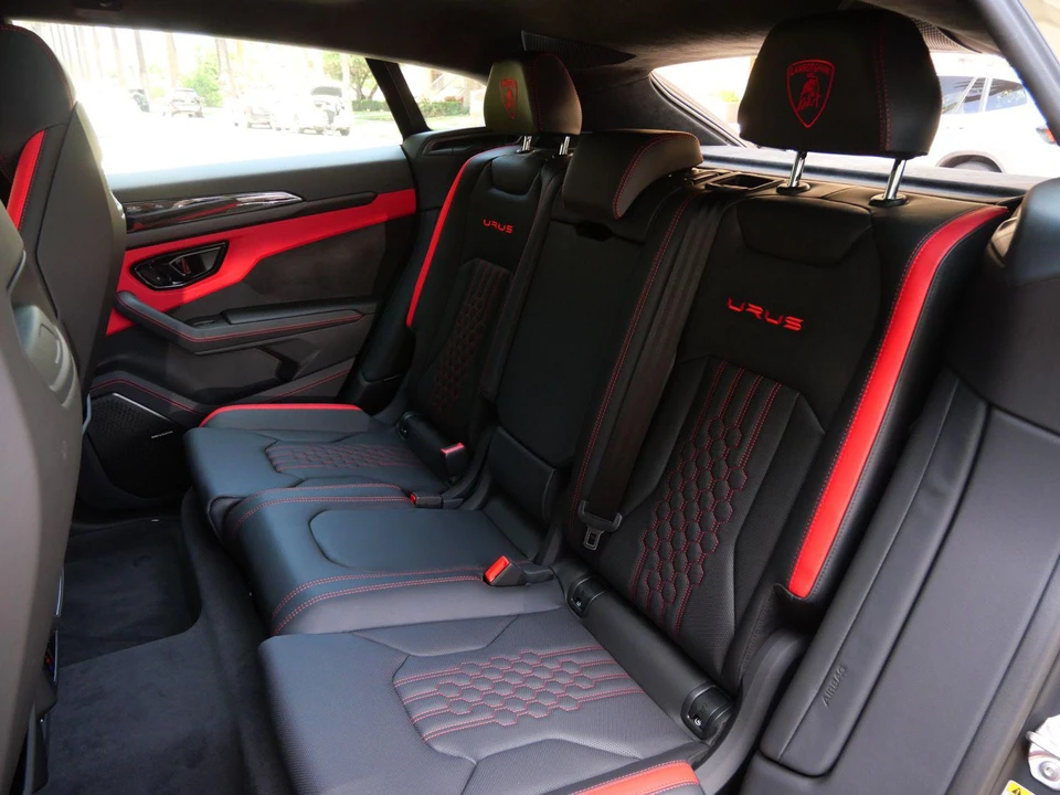 2024 Lamborghini Urus SE - Image 6 of 27