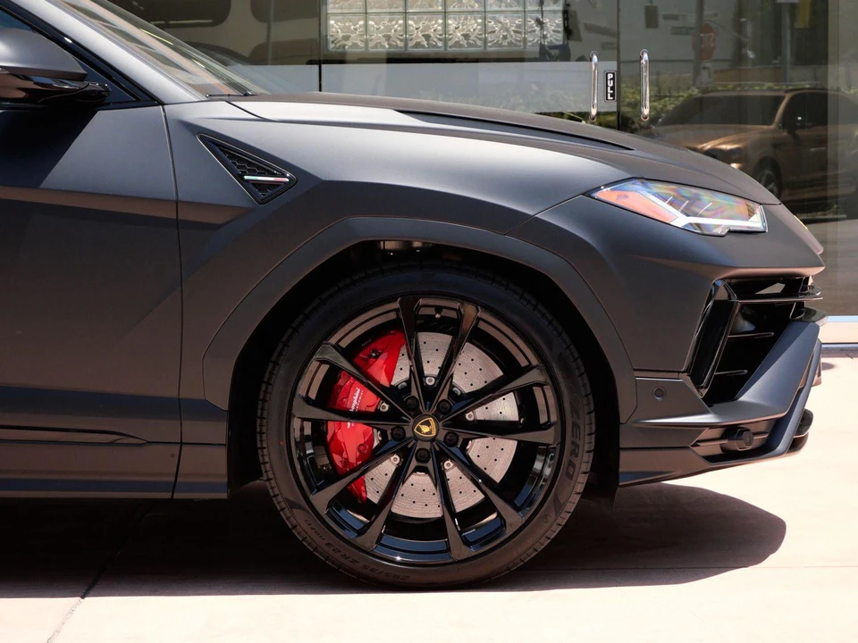2024 Lamborghini Urus SE - Image 9 of 27