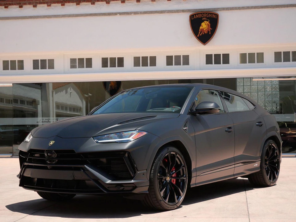 2024 Lamborghini Urus SE - Image 12 of 27