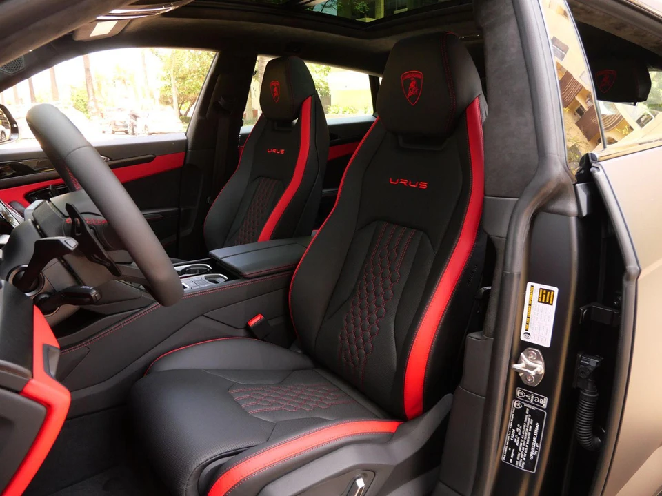 2024 Lamborghini Urus SE - Image 18 of 27