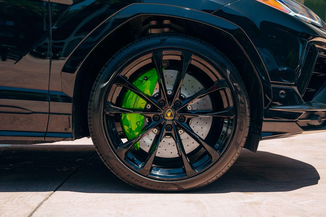 2024 Lamborghini Urus - Image 9 of 31