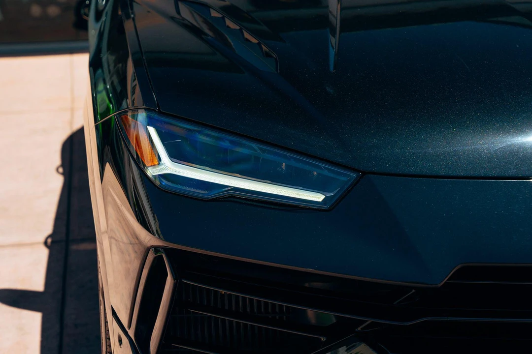 2024 Lamborghini Urus - Image 10 of 31