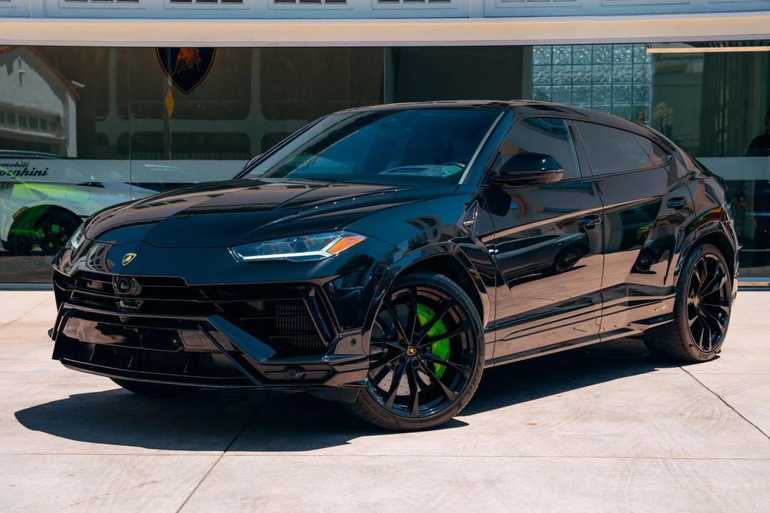2024 Lamborghini Urus - Image 17 of 31