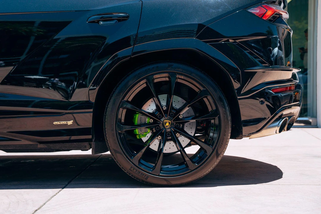 2024 Lamborghini Urus - Image 20 of 31