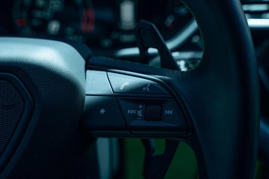2024 Lamborghini Urus - Image 28 of 31