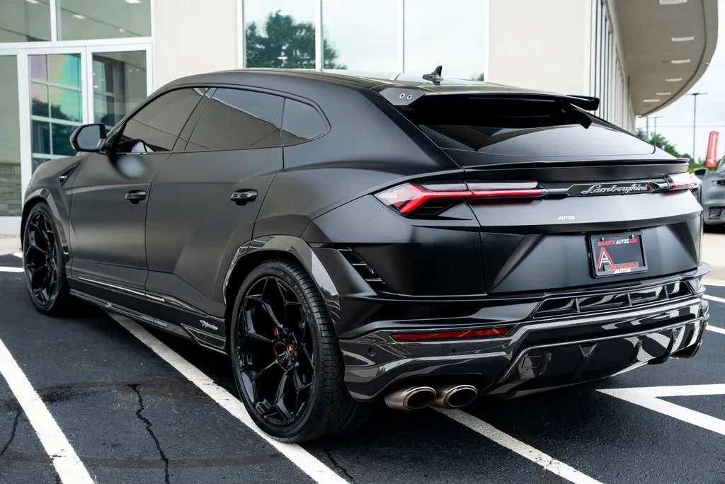 2024 Lamborghini Urus - Image 21 of 31