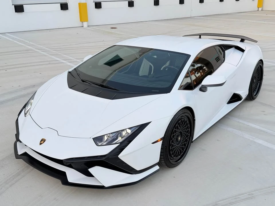 2024 Lamborghini Huracan - Image 7 of 11