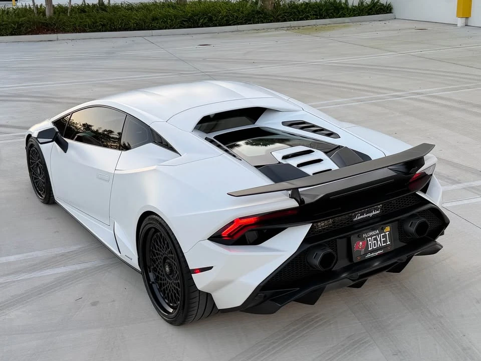 2024 Lamborghini Huracan - Image 3 of 11