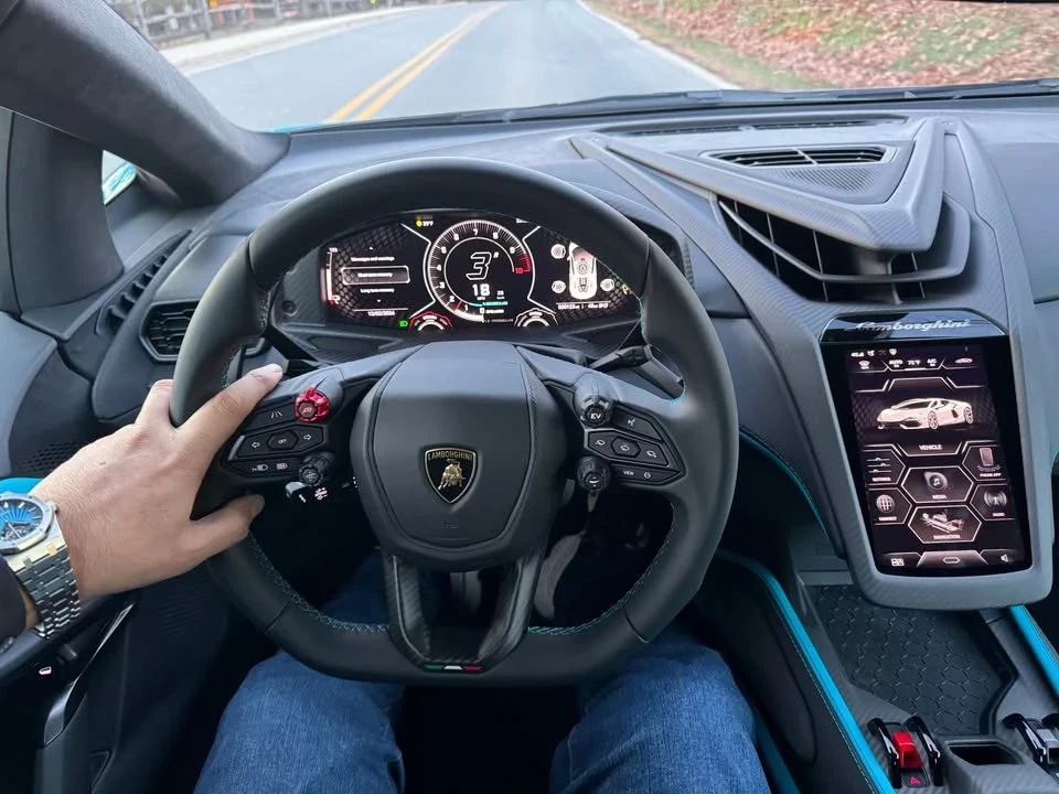 2024 Lamborghini Revuelto - Image 2 of 4