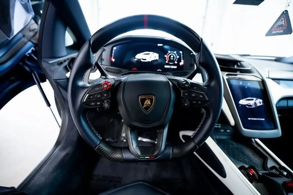 2024 Lamborghini Revuelto - Image 10 of 13