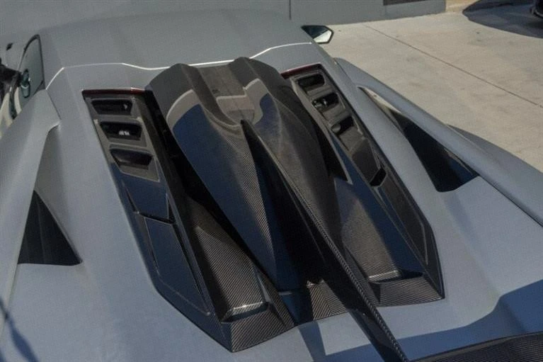 2024 Lamborghini Revuelto - Image 13 of 20