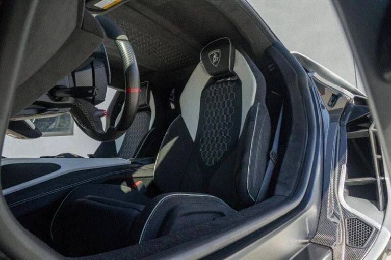 2024 Lamborghini Revuelto - Image 20 of 20