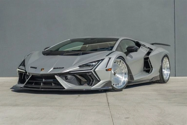2024 Lamborghini Revuelto - Image 7 of 20